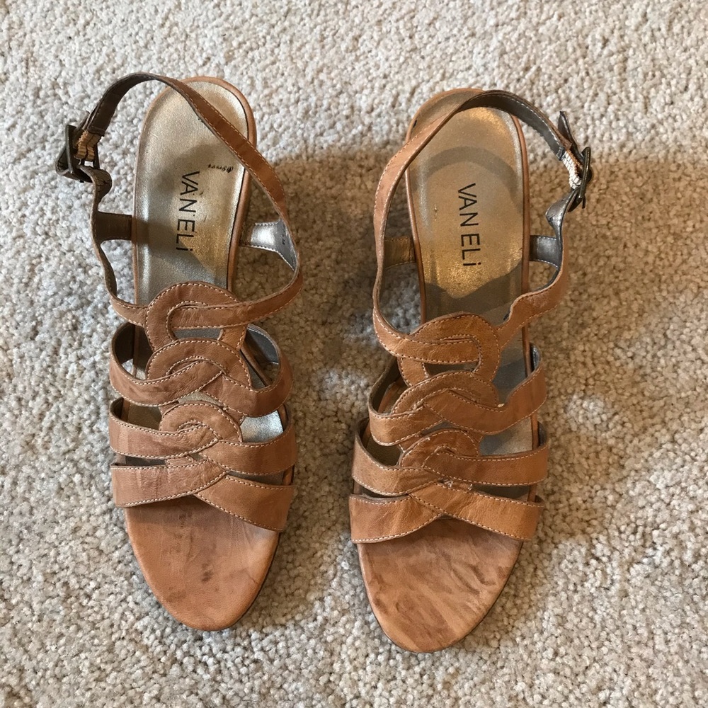 Van Eli Wedge Sandals NWOT